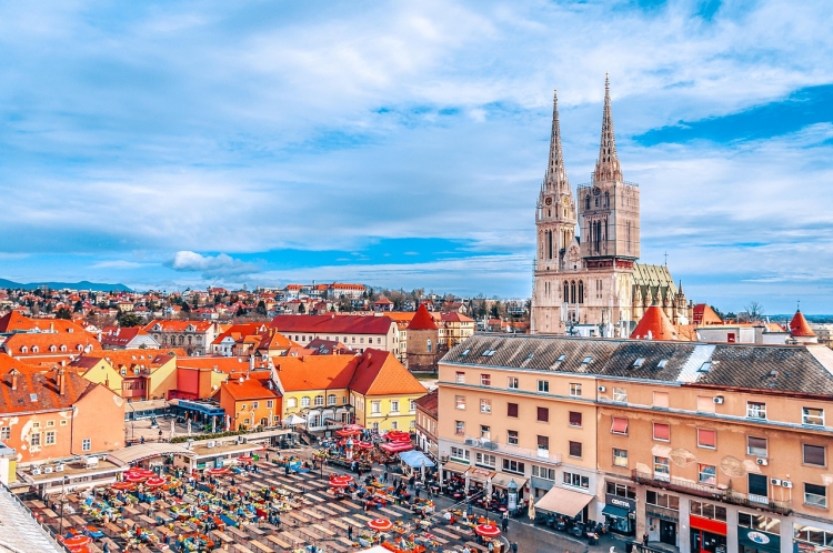 ZAGREB desde VITORIA en SEMANA SANTA 
